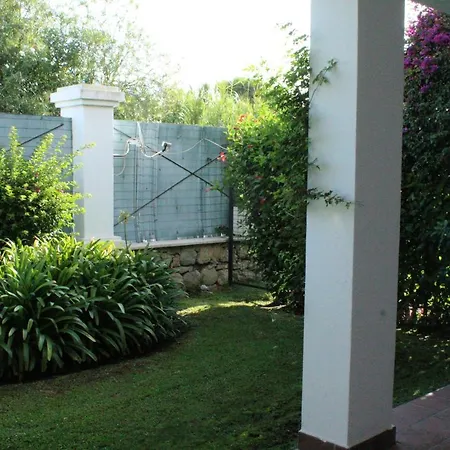Aloha Gardens 2 Beds Puerto Banus Appartement Marbellac